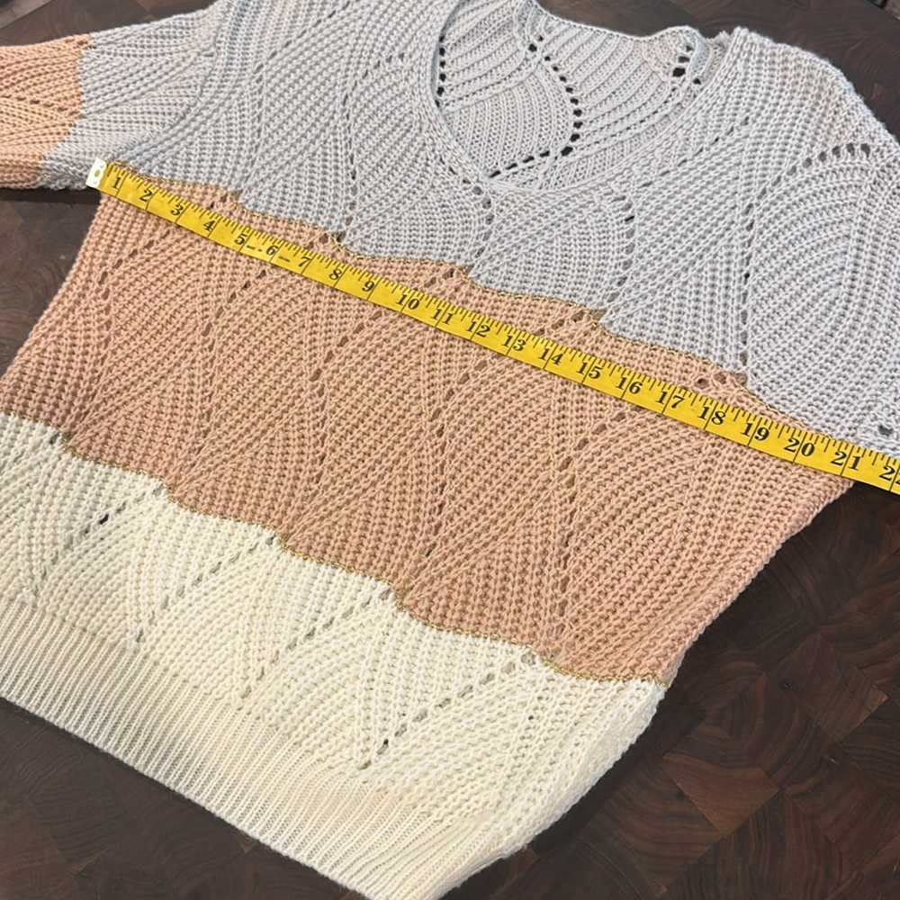 Colorblock Knit Sweater - Picture 3 of 6